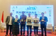 Menghadiri RAKERNAS AITTA