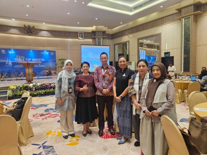 Menghadiri Undangan Acara Forum Table Top Industri